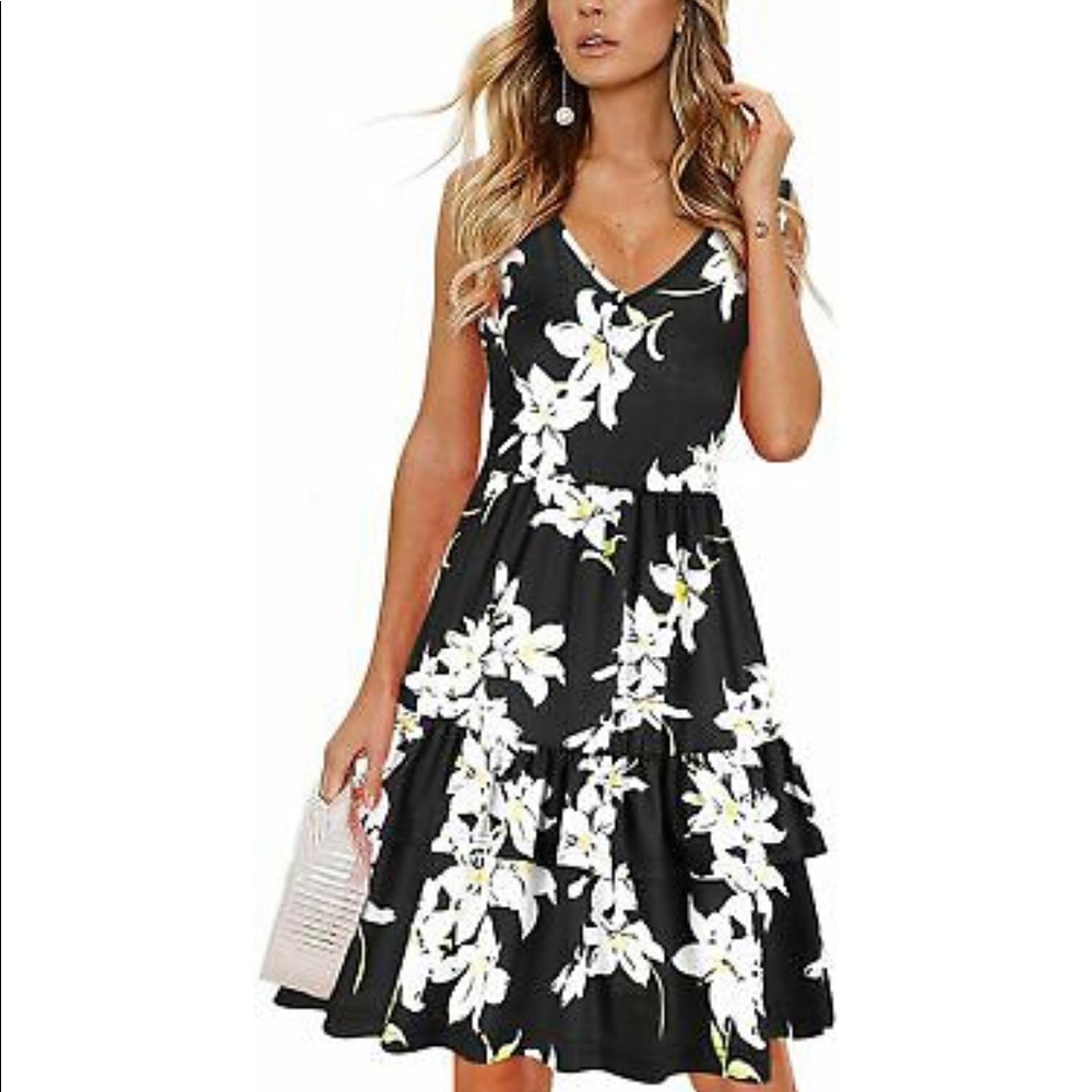 V-Neck Sleeveless Black Floral Dress with Ruffle Hem - Picture 2 of 12